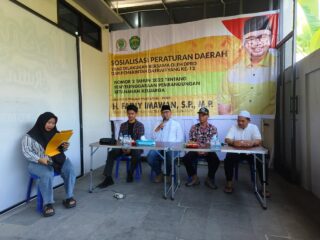 Fadly Imawan Bangun Pola Pikir Positif dan Senyum Keluarga Sejahtera Lewat Sosper